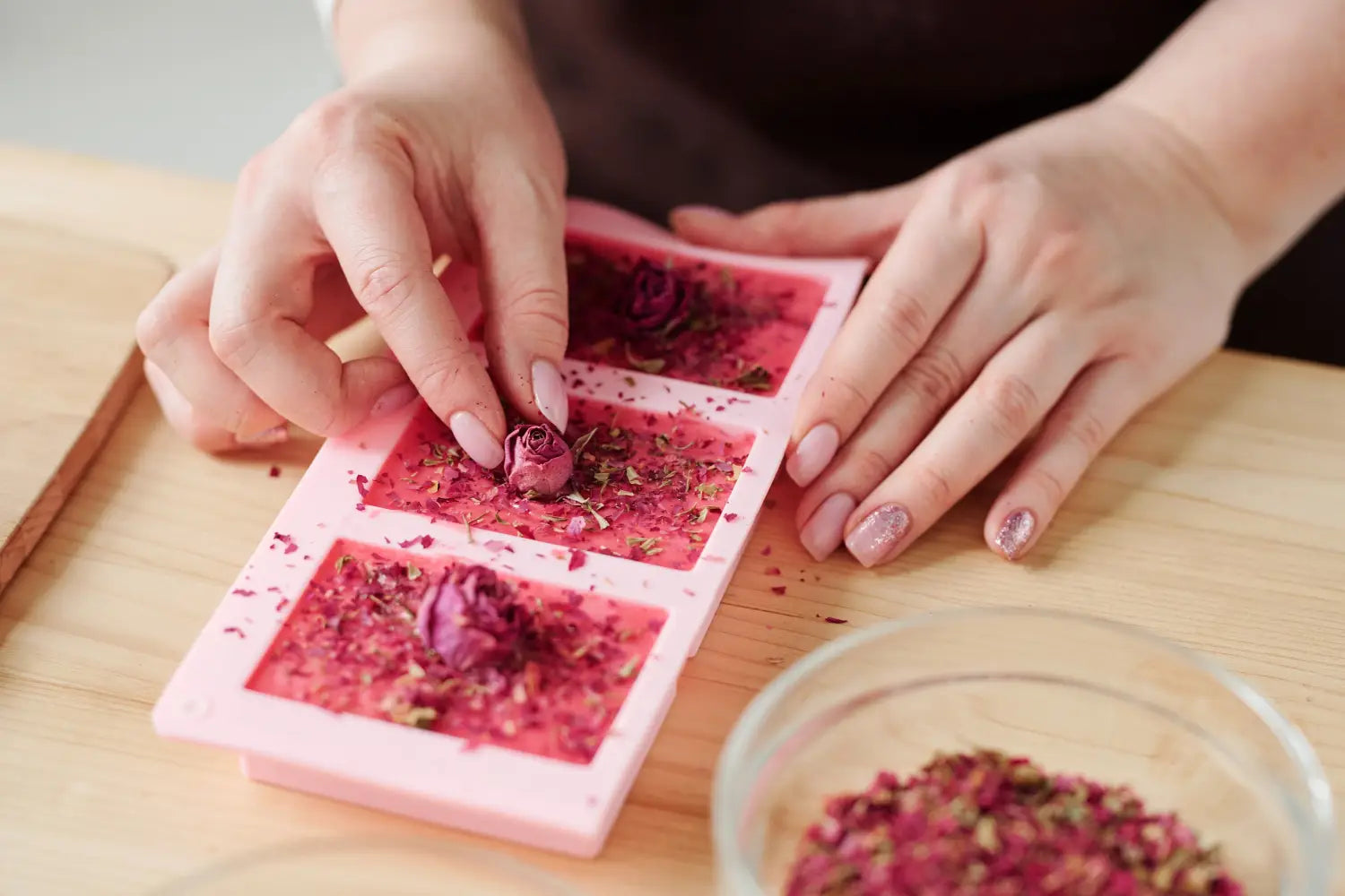 Beginner’s Guide to Soapmaking: Melt and Pour