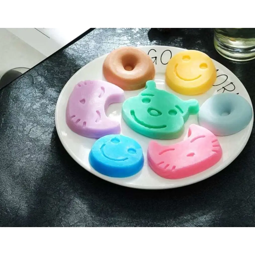 7 Cavities Cat, Pooh, Bear, Donut, Smiley Face Silicone Mould (PUR1015-54) - PurensoSelect